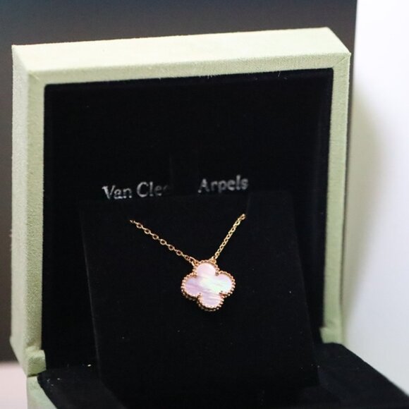✨ original ✨ Van Cleef & Arpels ✨18k necklace ✨ - Picture 1 of 8